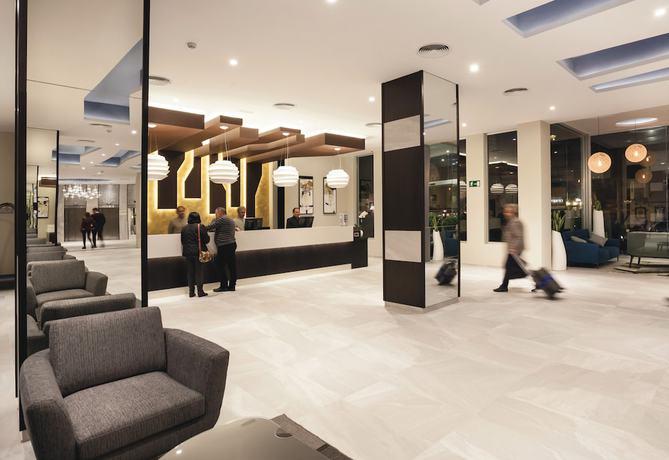 Imagen de los interiores del Hotel Riu Monica - Adults Only. Foto 9