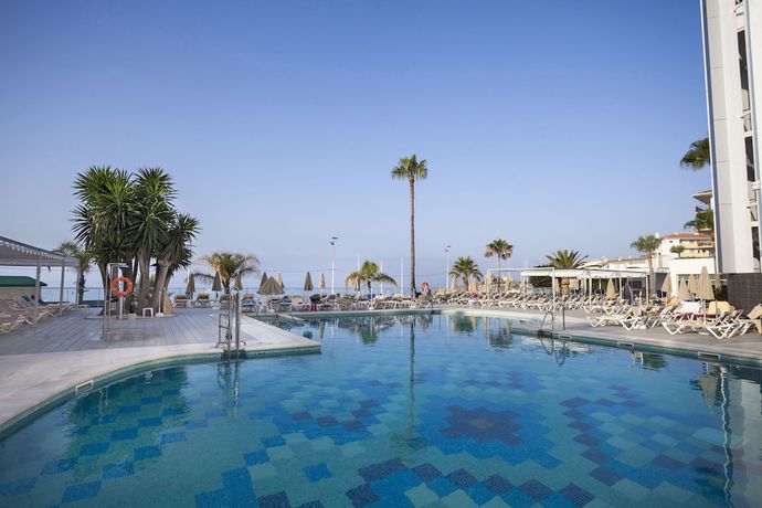 Imagen de la piscina del Hotel Riu Monica - Adults Only. Foto 12