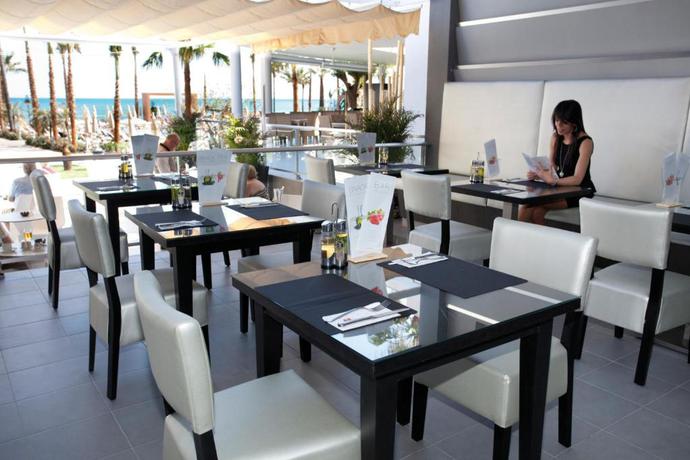Imagen del bar/restaurante del Hotel Riu Nautilus - Adults Only. Foto 4