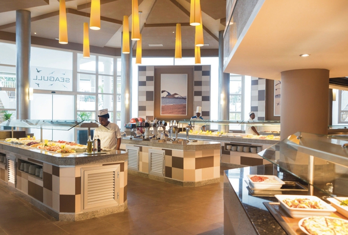 Imagen del bar/restaurante del Hotel Riu Negril - All Inclusive. Foto 7