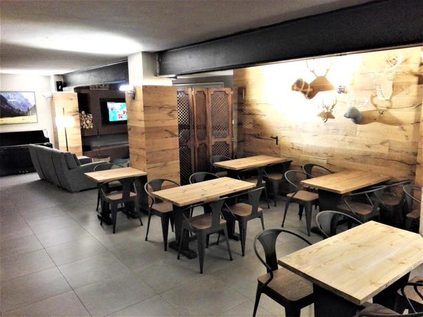 Imagen de los interiores del Hotel Riu Nere. Foto 13