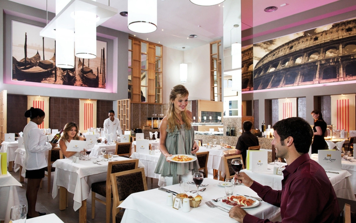 Imagen del bar/restaurante del Hotel Riu Palace Bavaro - All Inclusive. Foto 6