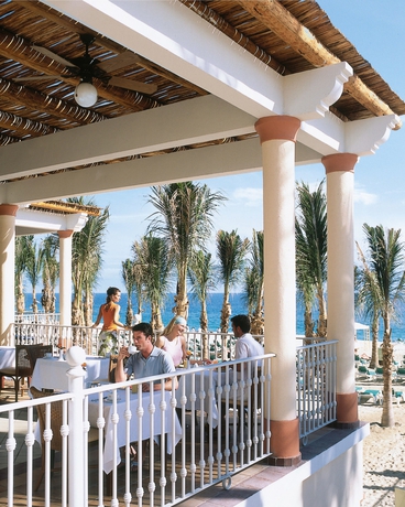 Imagen del bar/restaurante del Hotel Riu Palace Cabo San Lucas All Inclusive. Foto 2
