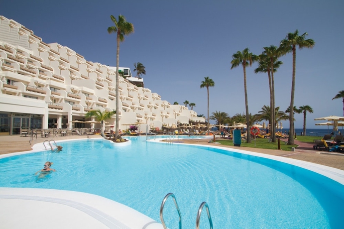Imagen de la piscina del Hotel Riu Palace Calypso - Adults Only. Foto 19