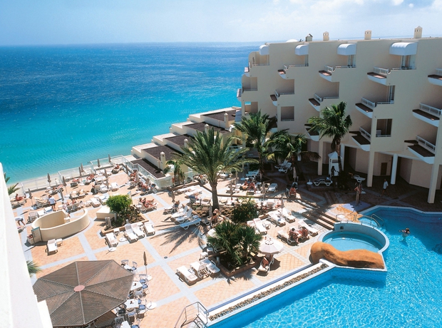 Imagen de la piscina del Hotel Riu Palace Jandia. Foto 16