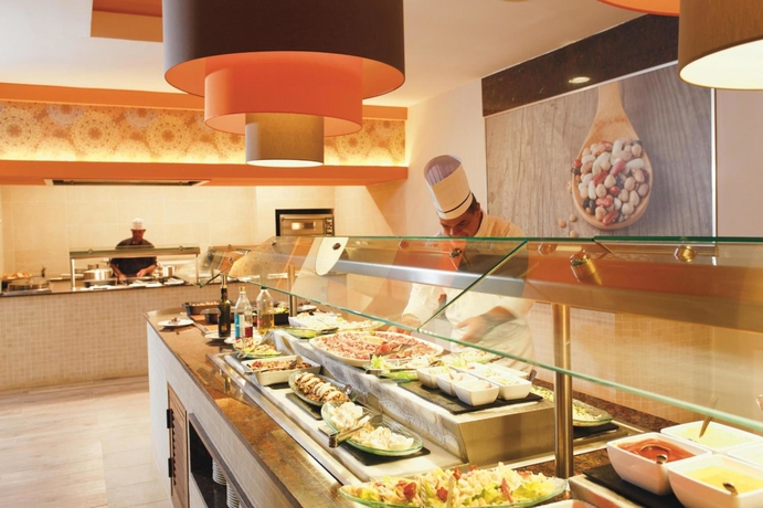 Imagen del bar/restaurante del Hotel Riu Palace Mauritius - All Inclusive - Adults Only. Foto 4