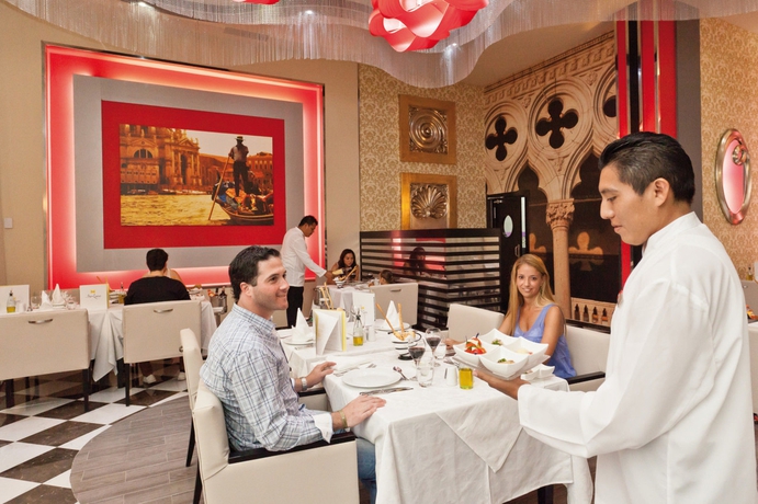 Imagen del bar/restaurante del Hotel Riu Palace Mexico All Inclusive. Foto 10