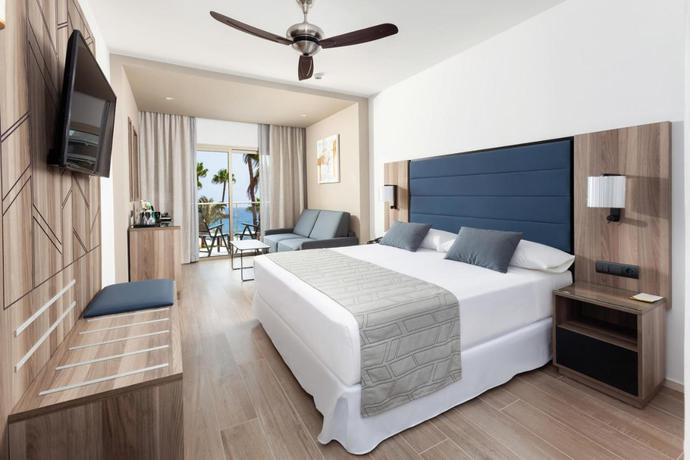 Imagen de la habitación del Hotel Riu Palace Oasis. Foto 2