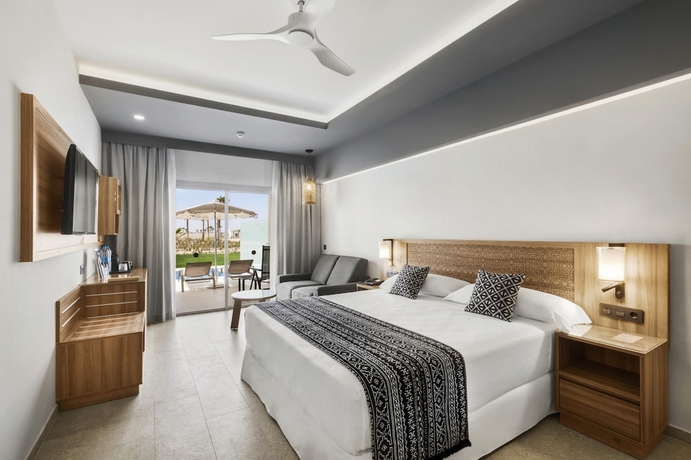 Imagen de la habitación del Hotel Riu Palace Santa Maria. Foto 8