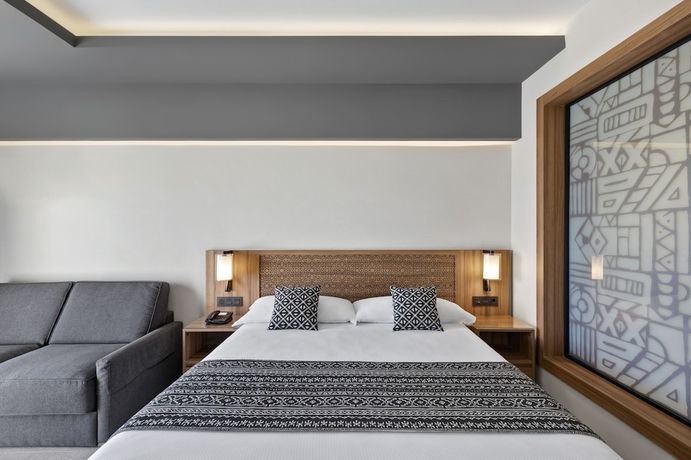 Imagen de la habitación del Hotel Riu Palace Santa Maria. Foto 15