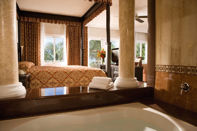 Imagen de la habitación del Hotel Riu Palace Tropical Bay - All Inclusive. Foto 6