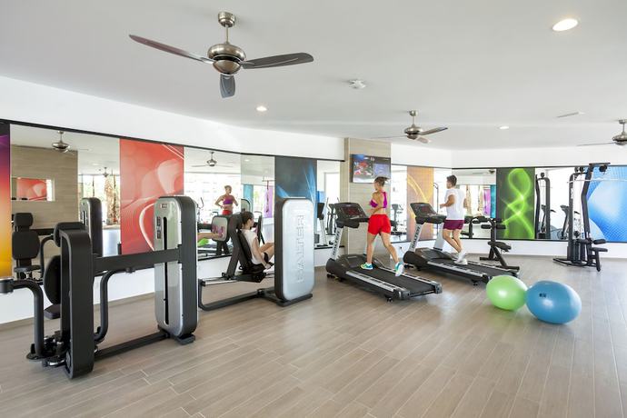 Imagen de los interiores del Hotel Riu Papayas - All Inclusive. Foto 11