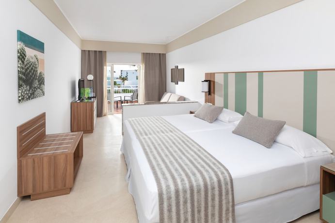 Imagen de la habitación del Hotel Riu Paraíso Lanzarote - All Inclusive. Foto 4