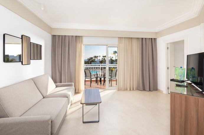 Imagen de la habitación del Hotel Riu Paraíso Lanzarote - All Inclusive. Foto 7