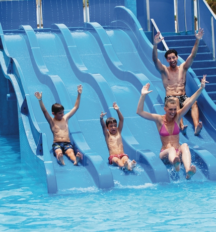 Imagen de la piscina del Hotel Riu Playa Blanca - All Inclusive. Foto 17