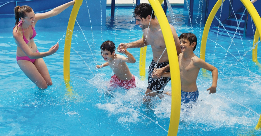 Imagen de la piscina del Hotel Riu Playa Blanca - All Inclusive. Foto 18