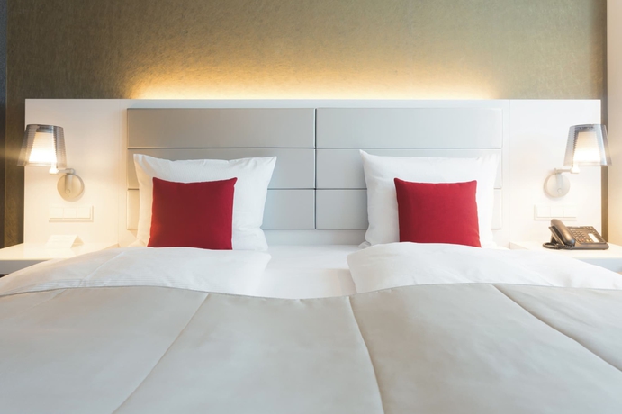 Imagen de la habitación del Hotel Riu Plaza Berlin. Foto 2