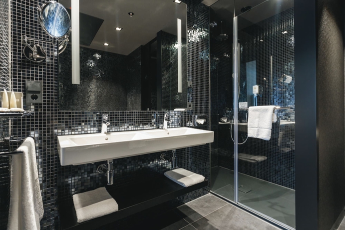 Imagen de la habitación del Hotel Riu Plaza Berlin. Foto 7