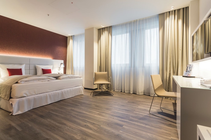 Imagen de la habitación del Hotel Riu Plaza Berlin. Foto 14