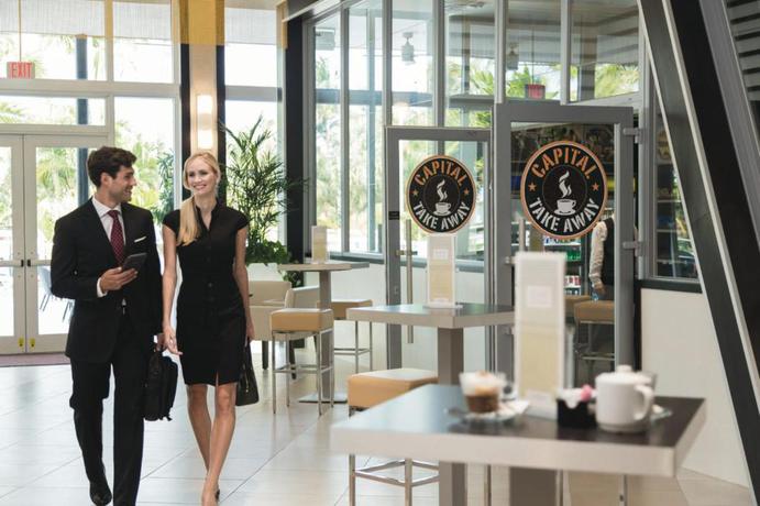 Imagen general del Hotel Riu Plaza Miami Beach. Foto 14