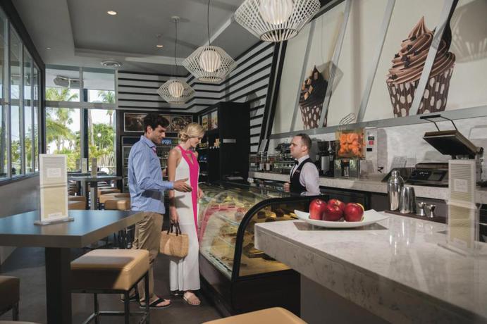 Imagen general del Hotel Riu Plaza Miami Beach. Foto 15