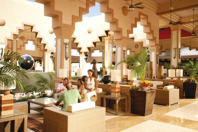 Imagen general del Hotel Riu Santa Fe - All Inclusive. Foto 5