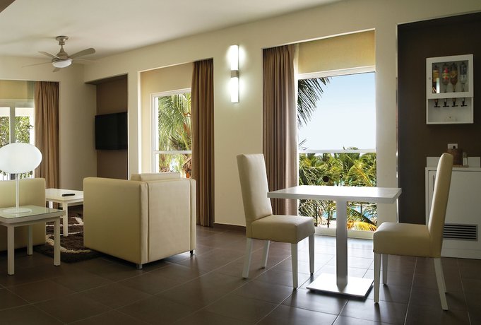 Imagen de la habitación del Hotel Riu Yucatan All Inclusive. Foto 2