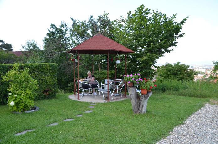 Imagen de los exteriores del Hotel Riunione. Foto 7