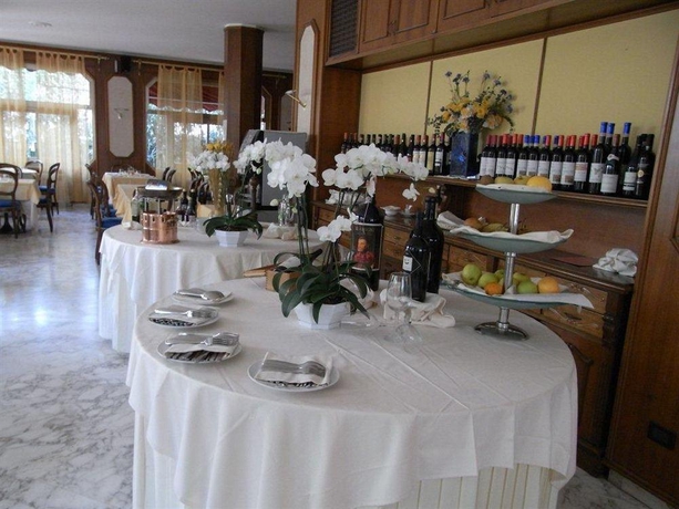 Imagen general del Hotel Riva, Alassio. Foto 2