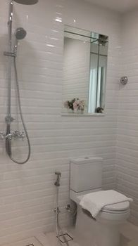 Imagen de la habitación del Hotel Riva Arun Bangkok. Foto 2