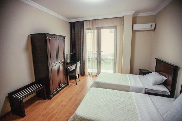 Imagen de la habitación del Hotel Riva, Batumi. Foto 2