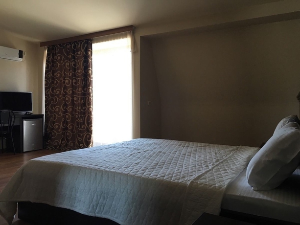 Imagen de la habitación del Hotel Riva, Batumi. Foto 6