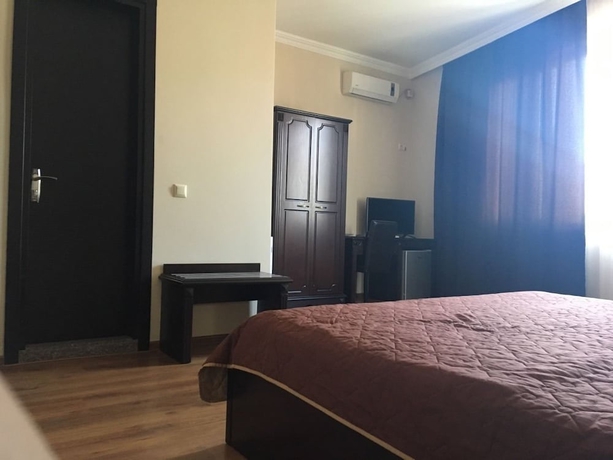 Imagen de la habitación del Hotel Riva, Batumi. Foto 8