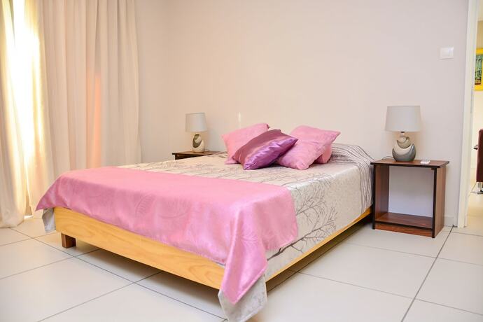 Imagen de la habitación del Hotel Riva Bella. Foto 17