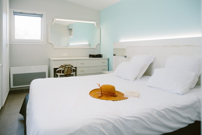 Imagen de la habitación del Hotel Riva Bella Naturiste Thalasso and Spa Resort. Foto 10