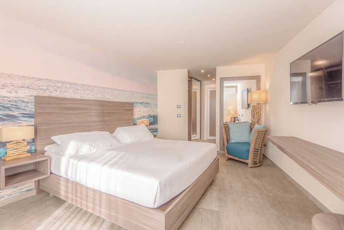 Imagen de la habitación del Hotel Riva Degli Etruschi. Foto 2