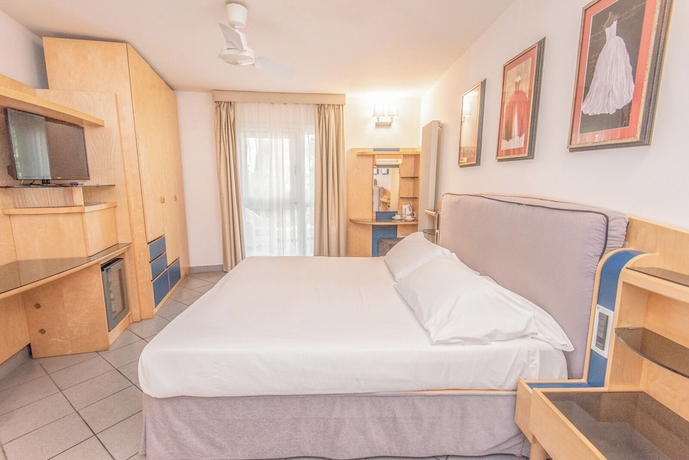 Imagen de la habitación del Hotel Riva Degli Etruschi. Foto 5