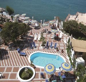 Imagen general del Hotel Riva Del Sole, Cuotto. Foto 1