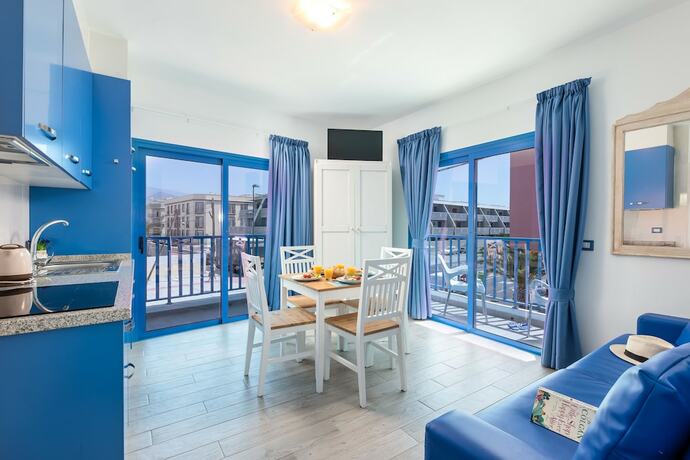 Imagen general del Hotel Riva Eco Guest House Los Abrigos. Foto 9