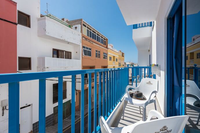 Imagen general del Hotel Riva Guest House Los Abrigos. Foto 7