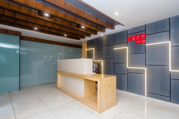 Imagen de los interiores del Hotel Riva International - Near Nesco Center. Foto 16