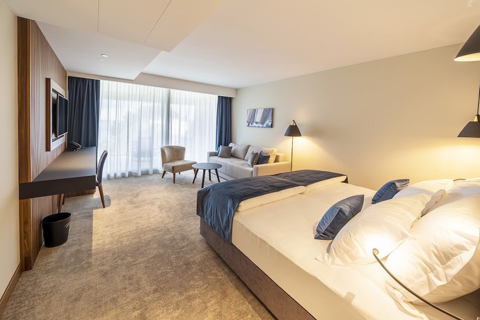 Imagen de la habitación del Hotel Riva, Malinska. Foto 16