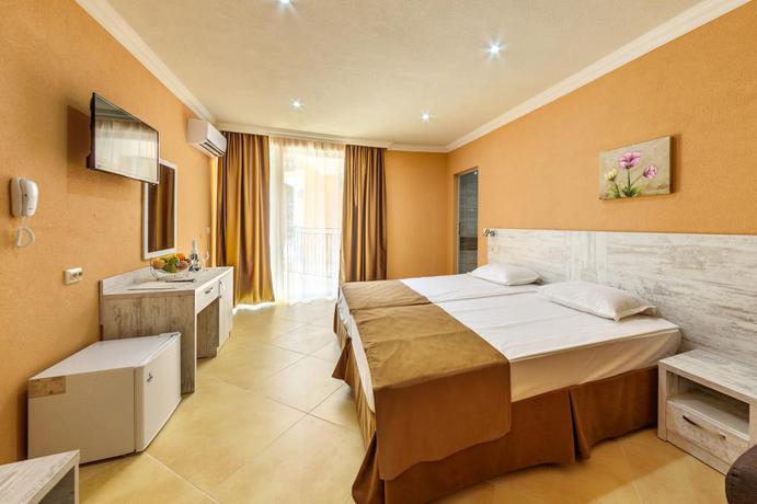 Imagen de la habitación del Hotel Riva Park. Foto 3