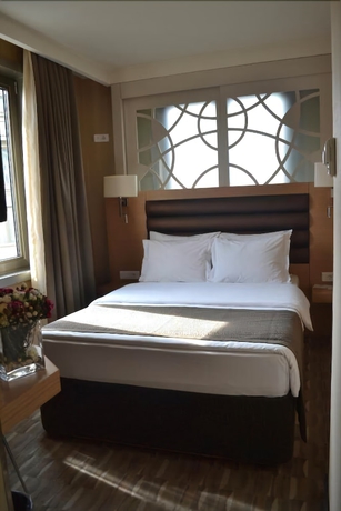 Imagen de la habitación del Hotel Riva, Plaza Taksim. Foto 9