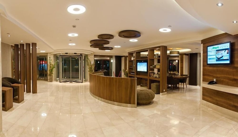 Imagen de los interiores del Hotel Riva, Plaza Taksim. Foto 16