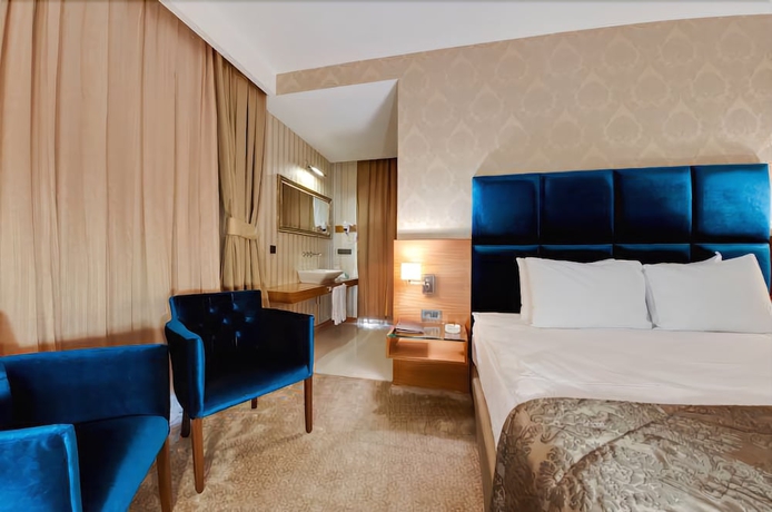 Imagen de la habitación del Hotel Riva Resatbey. Foto 12