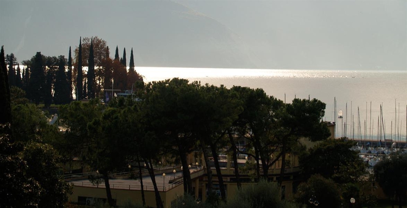 Imagen general del Hotel Riva, Riva del Garda. Foto 8