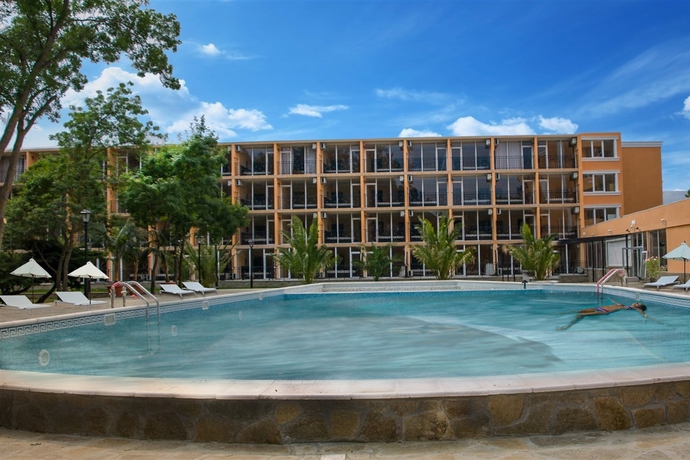 Imagen general del Hotel Riva, Sunny Beach. Foto 8