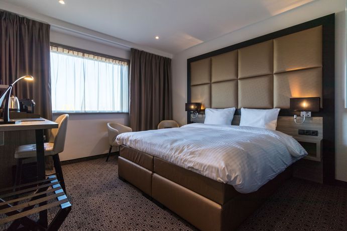 Imagen de la habitación del Hotel Riva The Hague. Foto 9