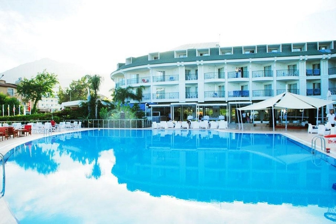 Imagen general del Hotel Riva Zena. Foto 8